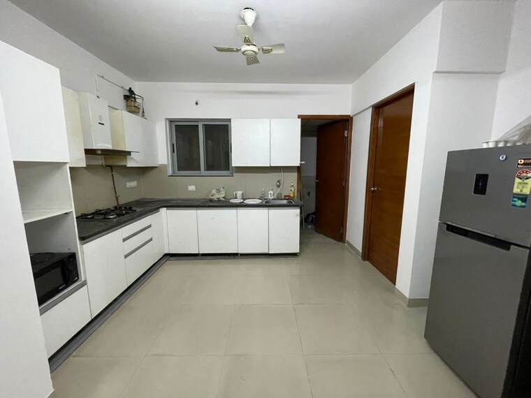 Kitchen, marvel-cerise 3.5 Bedroom 2680 Sq.Ft. Apartment In Kharadi Pune 10233249