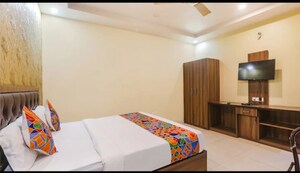 Bedroom in 6+ BHK Villa at Indira Nagar – for Rent