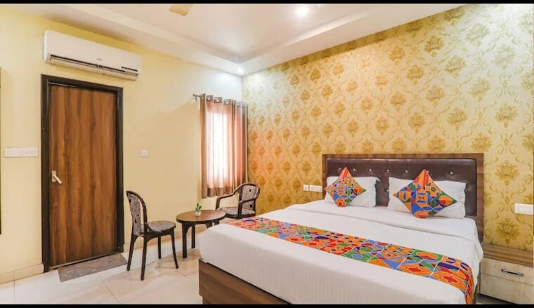 Bedroom, indira nagar 6+ Bedroom 10000 Sq.Ft. Villa In Indira Nagar Lucknow 10233261