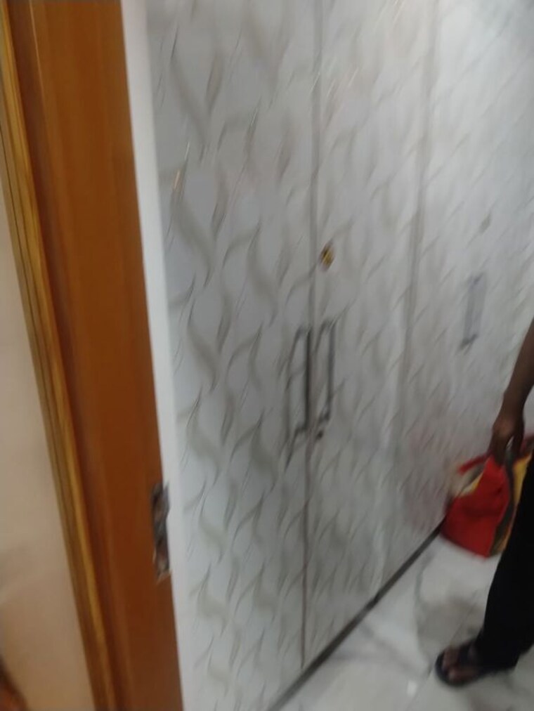 Bathroom, vikas nagar 6+ Bedroom 6000 Sq.Ft. Villa In Vikas Nagar Lucknow 10233277