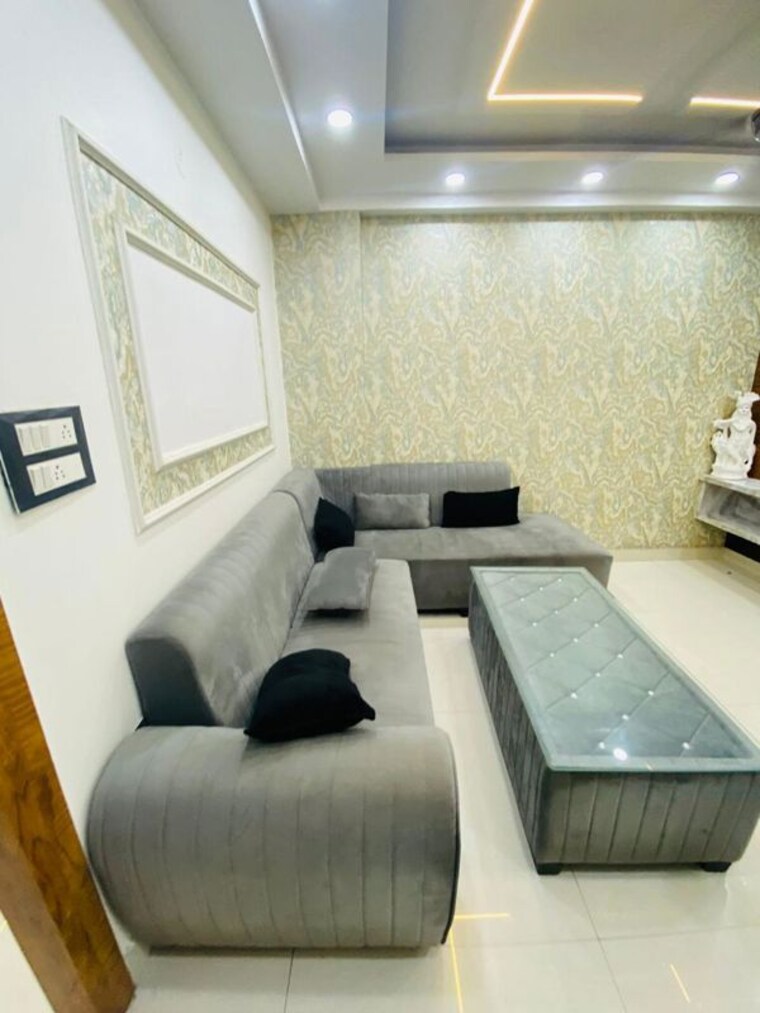 Hall, uttam nagar 2 Bedroom 20000 Sq.Ft. Apartment In Uttam Nagar Delhi 10233273