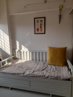Pg For Rent in Dindoshi