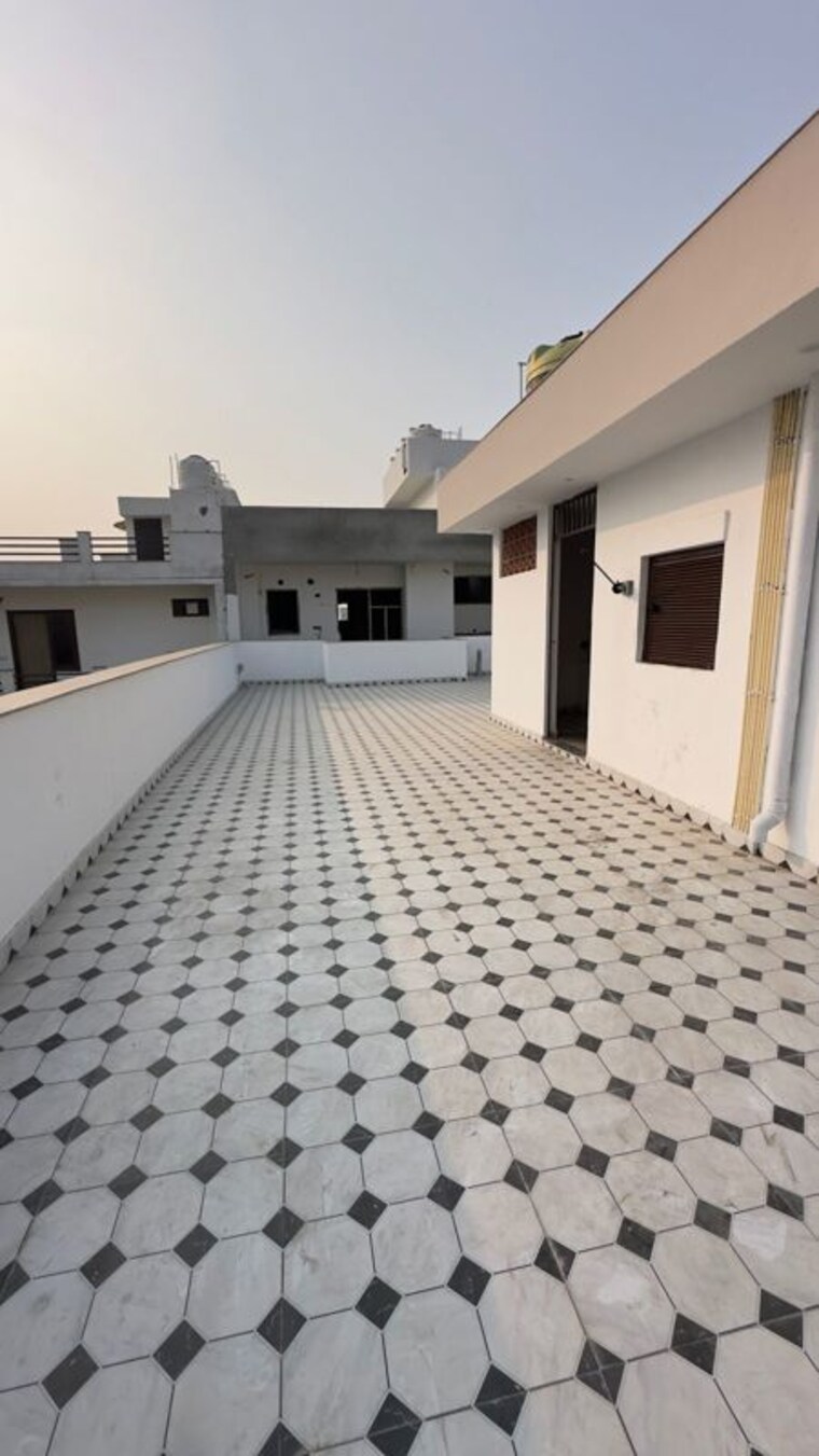 Exterior View, bptp-district 3 Bedroom 172 Sq.Yd. Builder Floor In Sector 81 Faridabad 10233320