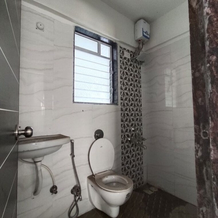 Bathroom, global-ventures-residency 1 Bedroom 430 Sq.Ft. Apartment In Goregaon East Mumbai 10233339