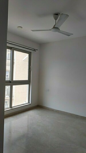 Room in 2 BHK Apartment at Hiranandani Zen Atlantis, Powai – for Rent