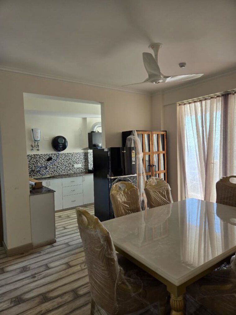 Living Room, emaar-gurgaon-greens 3.5 Bedroom 1650 Sq.Ft. Apartment In Sector 102 Gurgaon 10233349