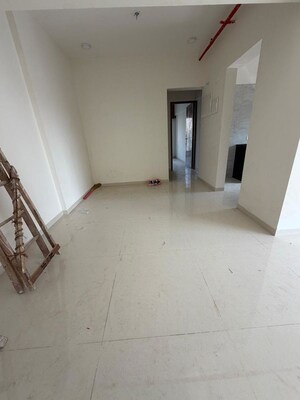 Room in 2 BHK Apartment at Gurukripa Building, Chembur – for Rent