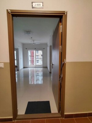 Room in 2 BHK Apartment at Brigade El Dorado, Bagaluru – for Sale