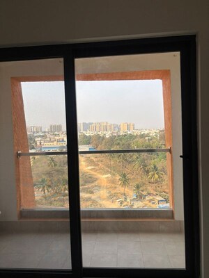Room in 3 BHK Apartment at Puravankara Purva Atmosphere, Thanisandra Main Road – for Rent