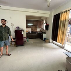 2.5 BHK + Study Room Apartment For Rent in Amrapali Zodiac