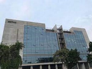  Office Space – Exterior View View at Thaltej - for Rent