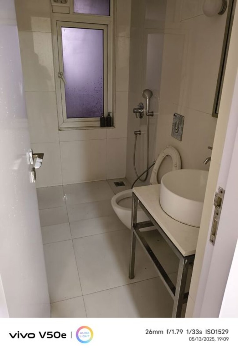 Bathroom, lodha-fiorenza 2 Bedroom 1443 Sq.Ft. Apartment In Goregaon East Mumbai 10233492
