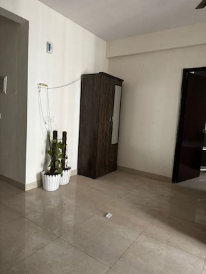 Room in 2 BHK Apartment at Signature The Serenas, Sohna Sector 36 – for Rent