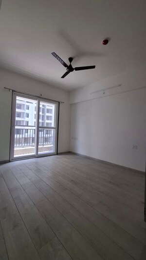 Room in 3 BHK Apartment at Punawale – for Rent