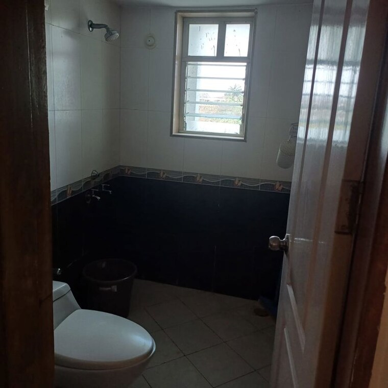 Bathroom, venkatesh-flora-phase-ii 2 Bedroom 1200 Sq.Ft. Apartment In Mundhwa Pune 10233511