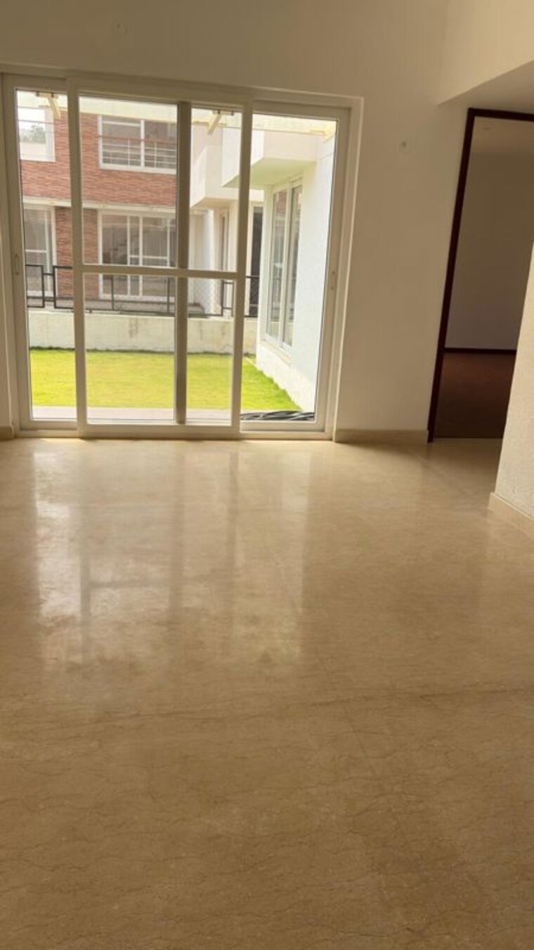 Room, sterling-villa-grande-phase-2 3.5 Bedroom 3000 Sq.Ft. Villa In Whitefield Bangalore 10233470