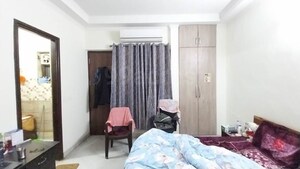Living Room in 4 BHK Builder Floor at Huda Staff Colony, Sector 46 – for Sale