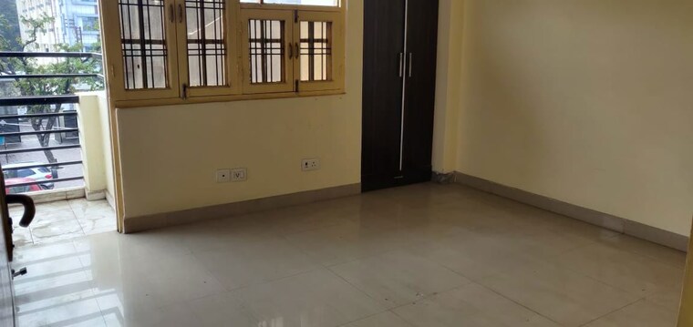 Room, charbagh 3 Bedroom 1550 Sq.Ft. Apartment In Charbagh Lucknow 10233526