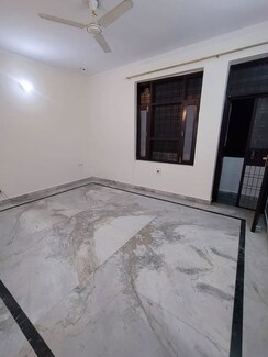 2 BHK Builder Floor For Rent in Adhunik Society