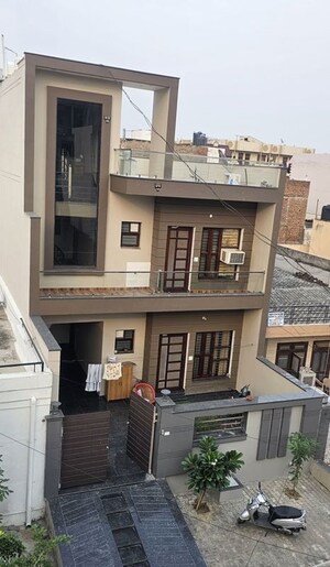 6+ BHK Villa – Exterior View View at Vijay Nagar - for Sale