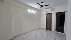 3.5 BHK + Pooja Room,Study Room,Extra Room Builder Floor For Rent in Smart World Gems