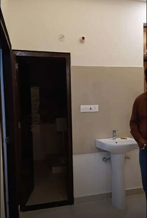 Bathroom in 2 BHK Apartment at Unitech Legacy, Butler Colony – for Rent