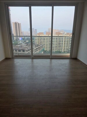 Room in 3 BHK Apartment at Indiabulls One Indiabulls, Pokhran Road No Two – for Rent