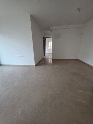 Room in 3 BHK Apartment at Indiabulls One Indiabulls, Pokhran Road No Two – for Rent