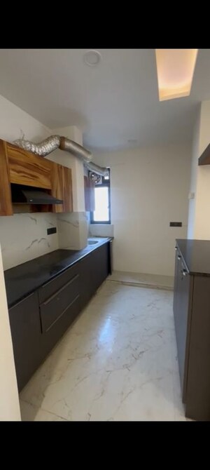 Kitchen in 3 BHK Apartment at Palam Vihar Residents Association, Palam Vihar – for Rent