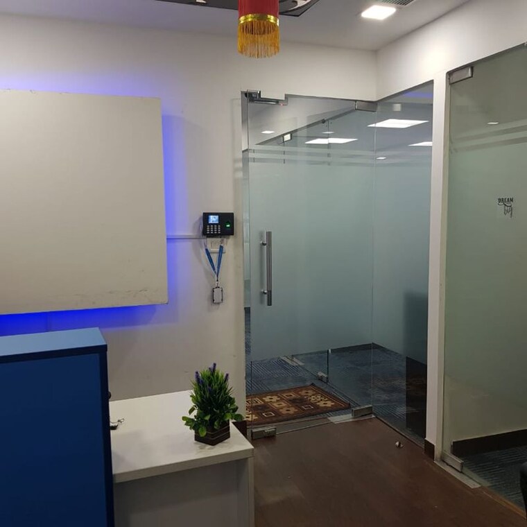 Terrace, vipul-trade-centre Commercial Office Space 1000 Sq.Ft. In Dhani Gurgaon 10233611