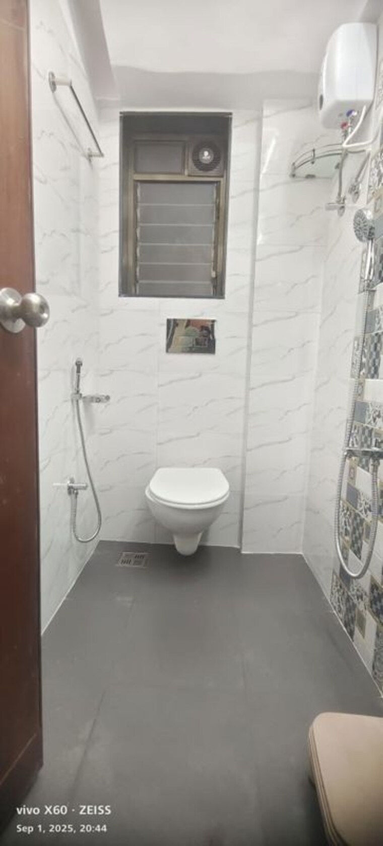 Bathroom, dheeraj-darshan 1 Bedroom 582 Sq.Ft. Apartment In Jogeshwari East Mumbai 10233626