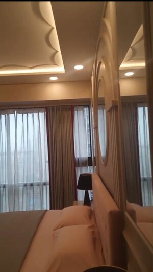 Room in 4 BHK Apartment at Lodha World Crest, Worli – for Rent