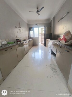 Kitchen in 2 BHK Builder Floor at Sector 38 – for Rent