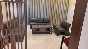 Bedroom in 3.5 BHK Builder Floor at Sector 16 – for Rent