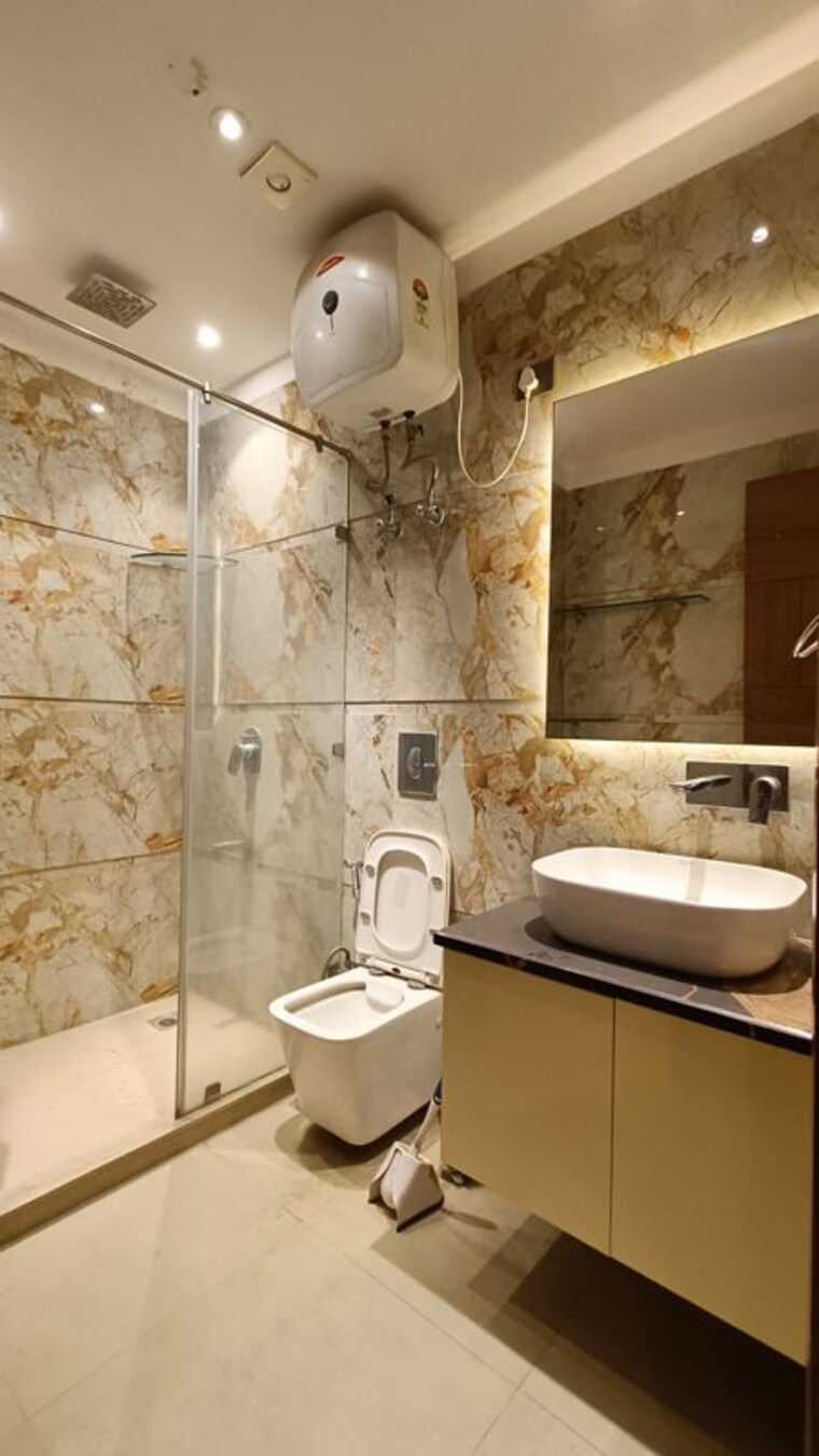 Master Bedroom, sushant lok i 3 Bedroom 1900 Sq.Ft. Builder Floor In Sushant Lok I Gurgaon 10233726