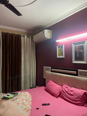 Bedroom in 2 BHK Apartment at Unitech Uniworld Gardens 2, Sector 47 – for Sale