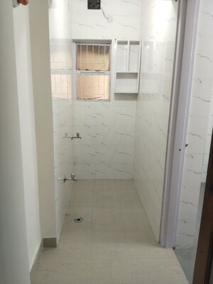 Bathroom in 1 BHK Apartment at Sarita Vihar – for Rent