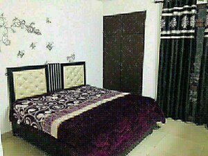 Bedroom in 1 BHK Apartment at Signature Global Synera, Sector 81 – for Rent