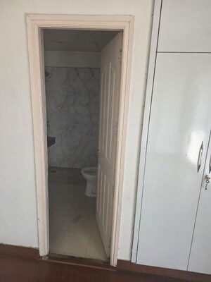 Building Lobby in 3.5 BHK Apartment at Mapsko Royale Ville, Sector 82 – for Rent