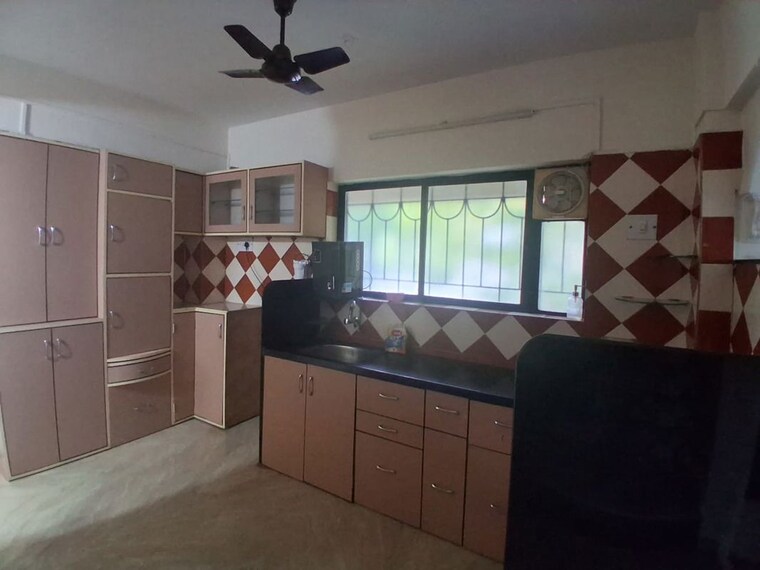 Kitchen, karve nagar 3 Bedroom 1500 Sq.Ft. Apartment In Karve Nagar Pune 10233832