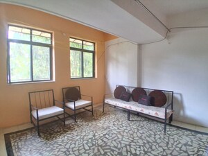 Living Room in 3 BHK Apartment at Karve Nagar – for Rent