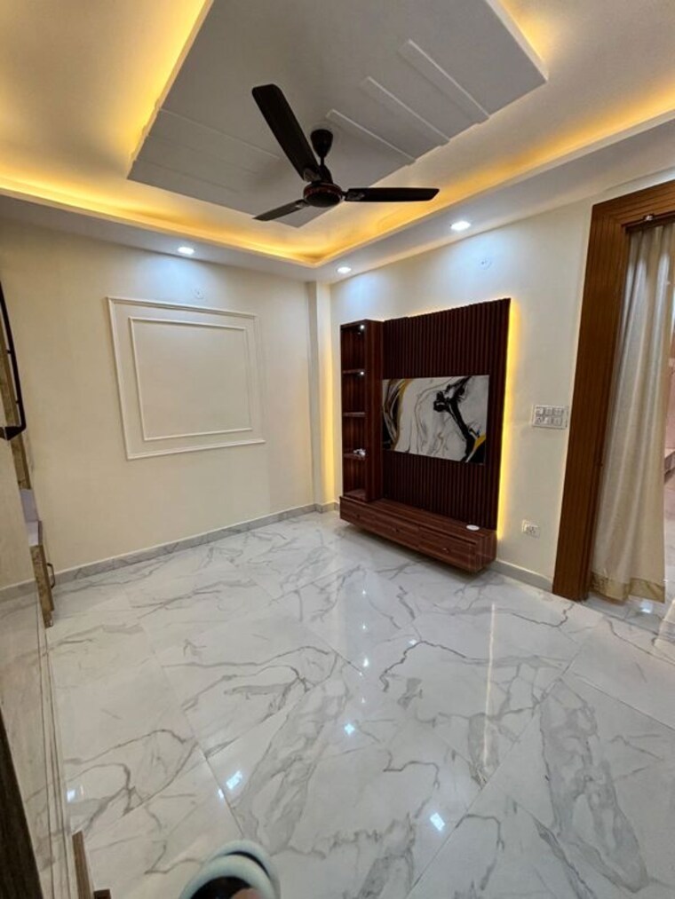 Room, nawada 3 Bedroom 125 Sq.Yd. Builder Floor In Nawada Delhi 10233864