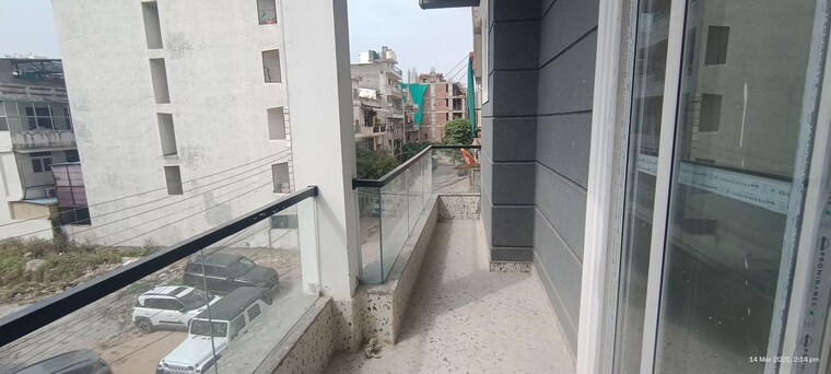 Balcony, sector 42 3 Bedroom 165 Sq.Yd. Builder Floor In Sector 42 Faridabad 10233830