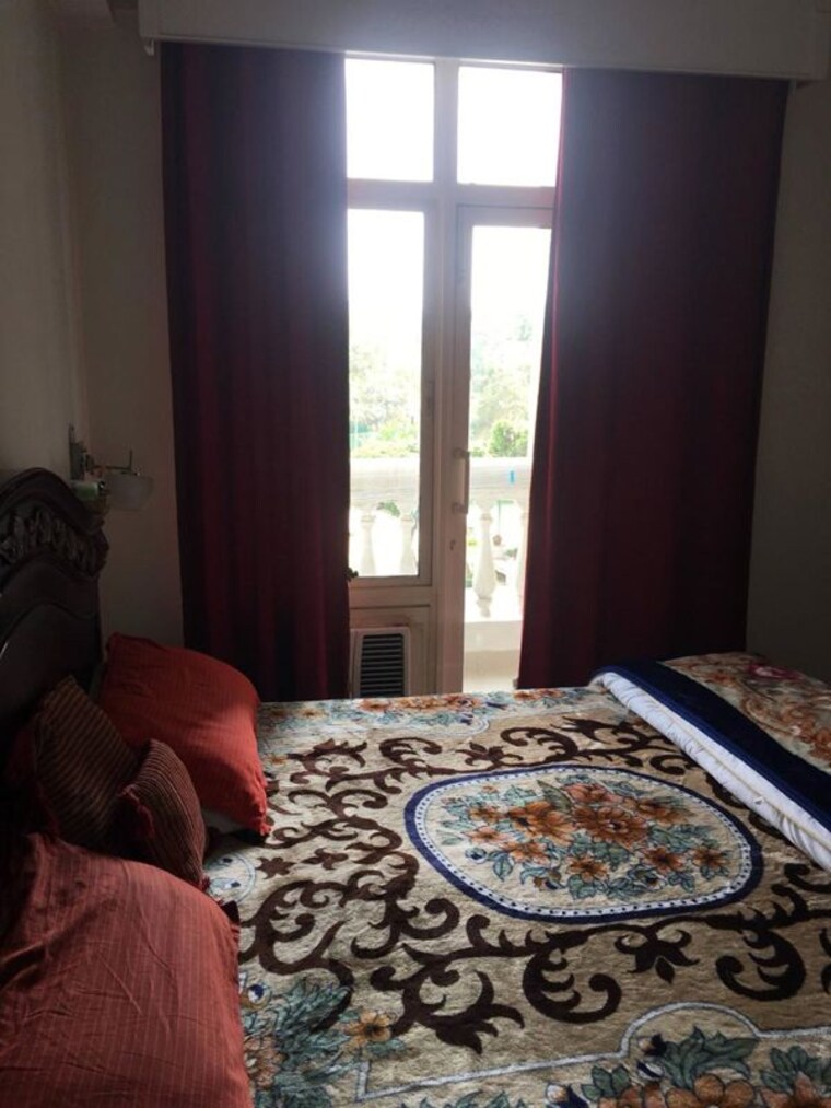 Bedroom, dlf-regency-park-i 2 Bedroom 1105 Sq.Ft. Apartment In Dlf Phase iv Gurgaon 10233846