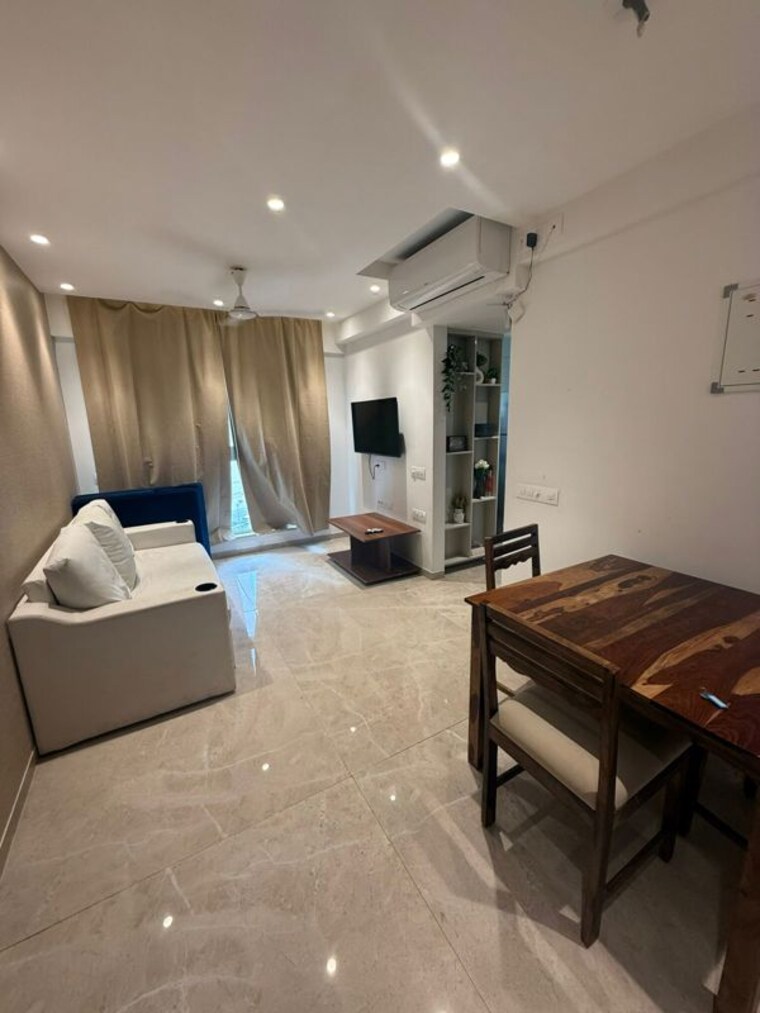 Living Room, hiranandani-regent-hill 1 Bedroom 378 Sq.Ft. Apartment In Powai Mumbai 10233873