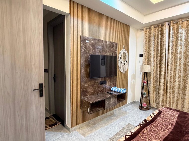 Living Room, aez-aloha 1 Bedroom 350 Sq.Ft. Builder Floor In Sector 57 Gurgaon 10233857