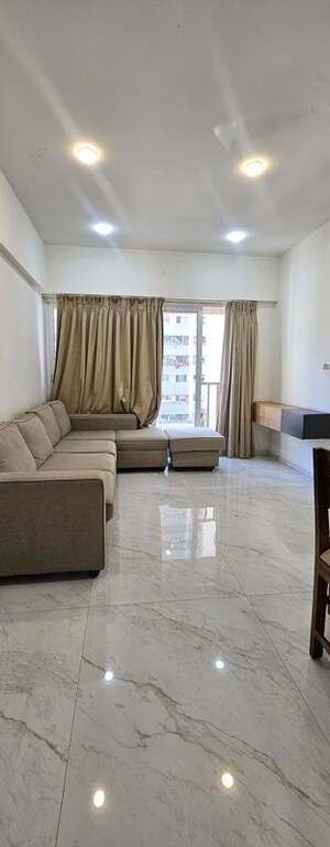 2 BHK Apartment For Rent in Sri Zynergy, Suman Nagar