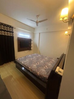 3 BHK + Pooja Room,Servant Room Apartment For Rent in Mapsko Royale Ville