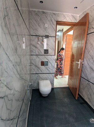 Bathroom in 3 BHK Builder Floor at Sector 43 – for Sale