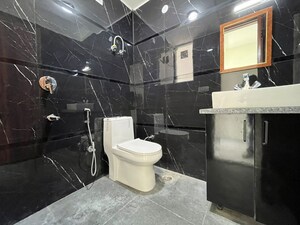 Team Area in 1 BHK Builder Floor at Chattarpur – for Rent